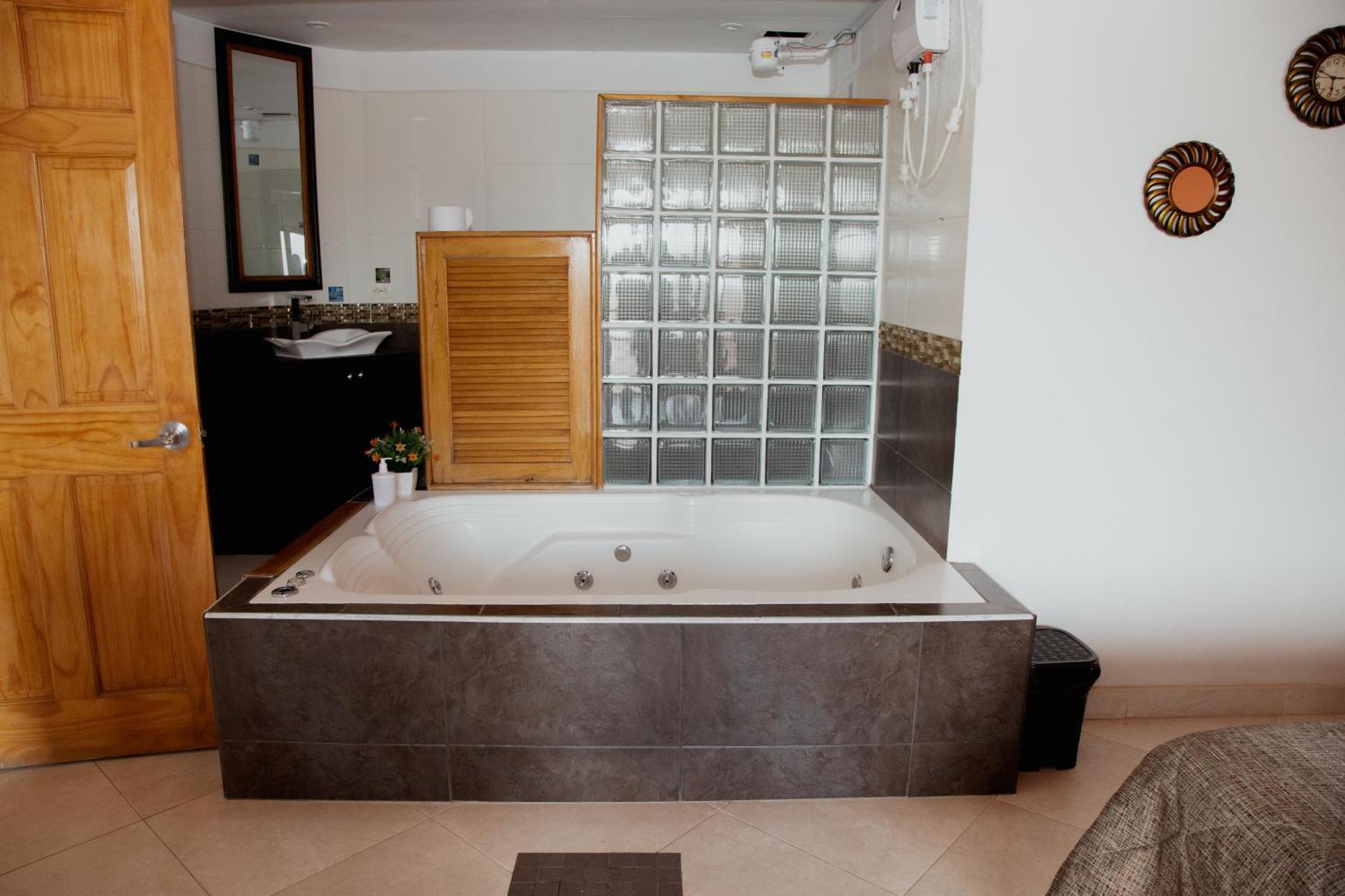 Hotel Real Guatapé Εξωτερικό φωτογραφία
